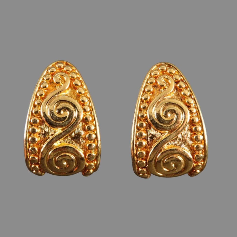 VTG AVON EARRINGS Gold Tone SCROLL WORK Dotted Edges J-SHAPE Wide Semi-Hoop